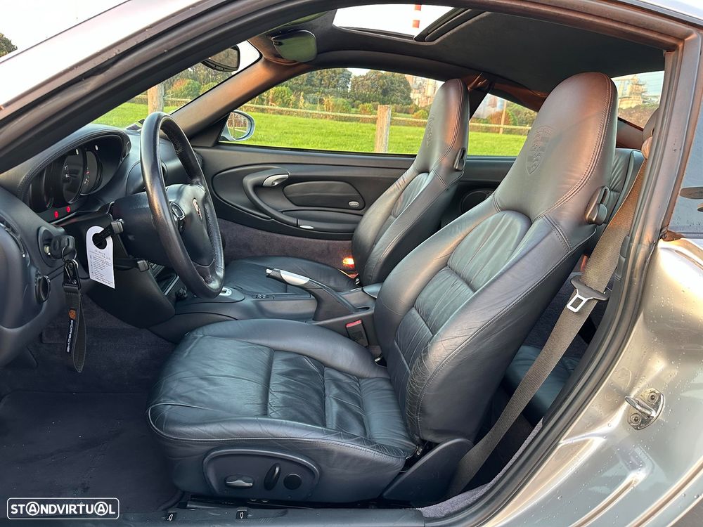 Porsche 911 (996) - 8