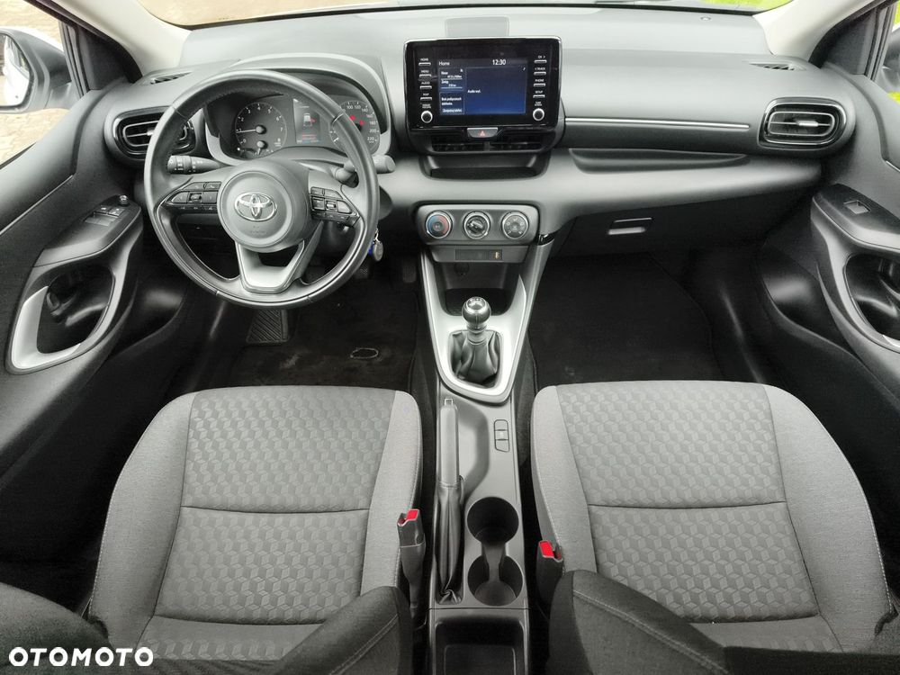 Toyota Yaris - 13