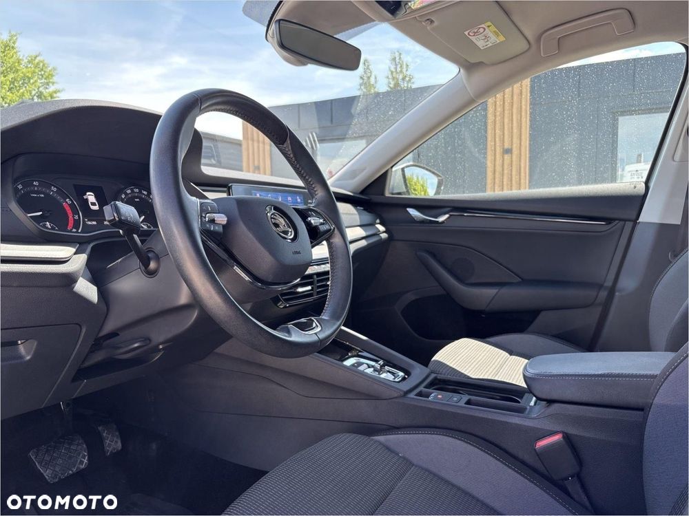 Skoda Octavia 1.5 TSI e-Tec Ambition DSG - 10