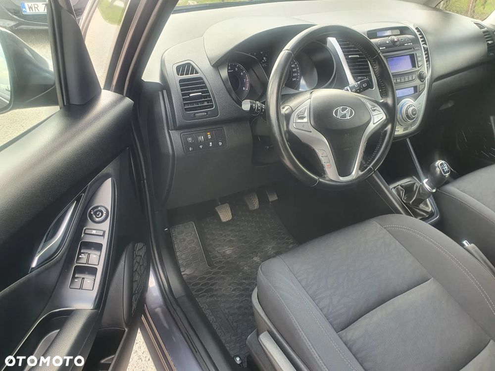 Hyundai ix20 1.6 blue Trend - 10