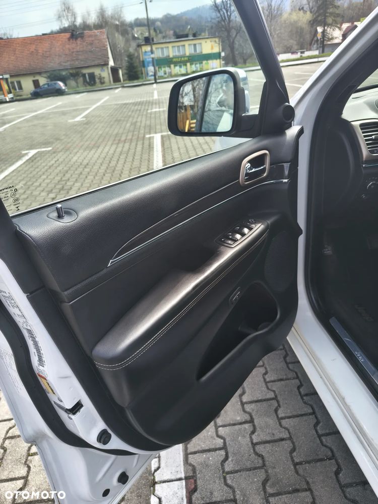 Jeep Grand Cherokee 3.0 V6 Multijet 4WD Automatik Overland - 12