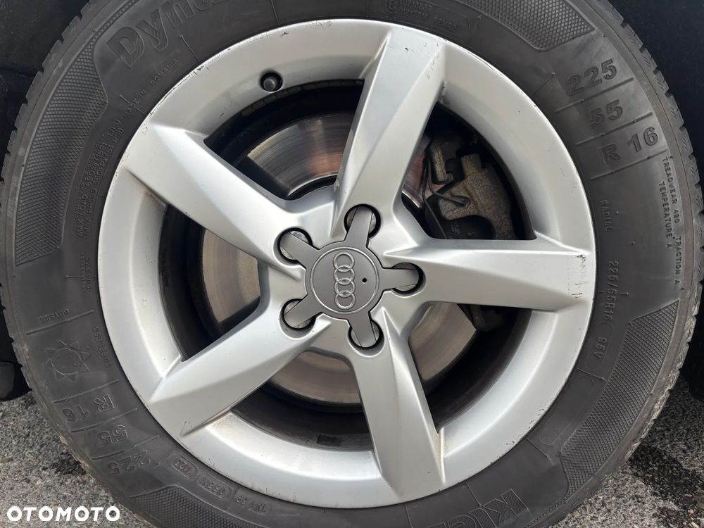 Audi A4 Avant 2.0 TDI Design S tronic - 15