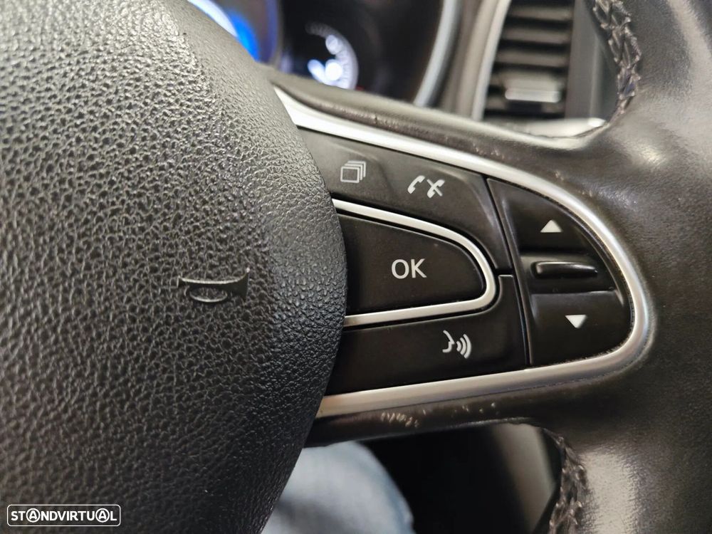 Renault Mégane ENERGY TCe 130 INTENS - 26