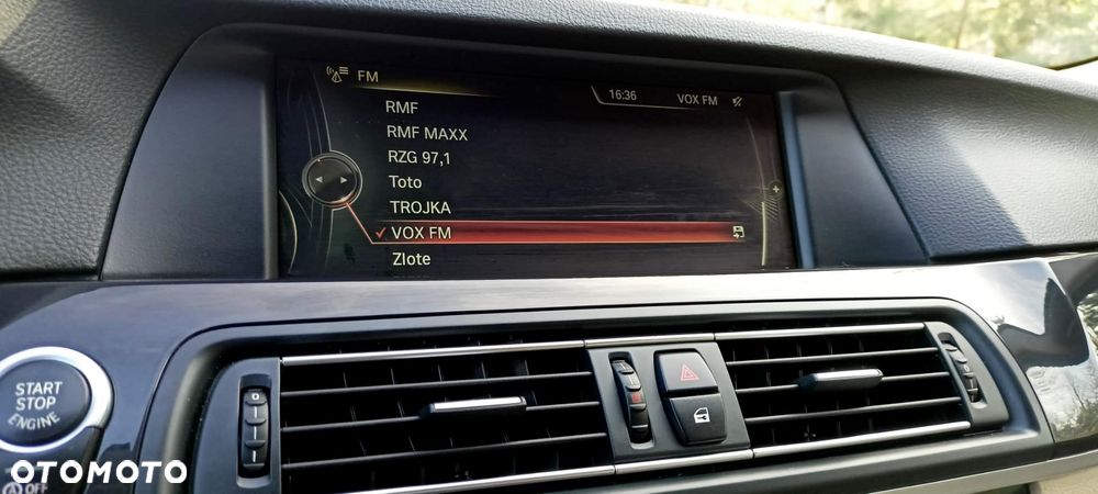 BMW Seria 5 520i Sport-Aut - 14