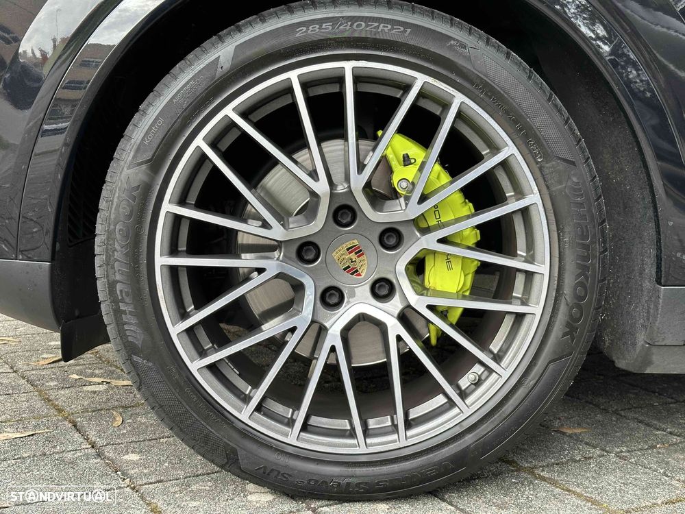 Porsche Cayenne - 19