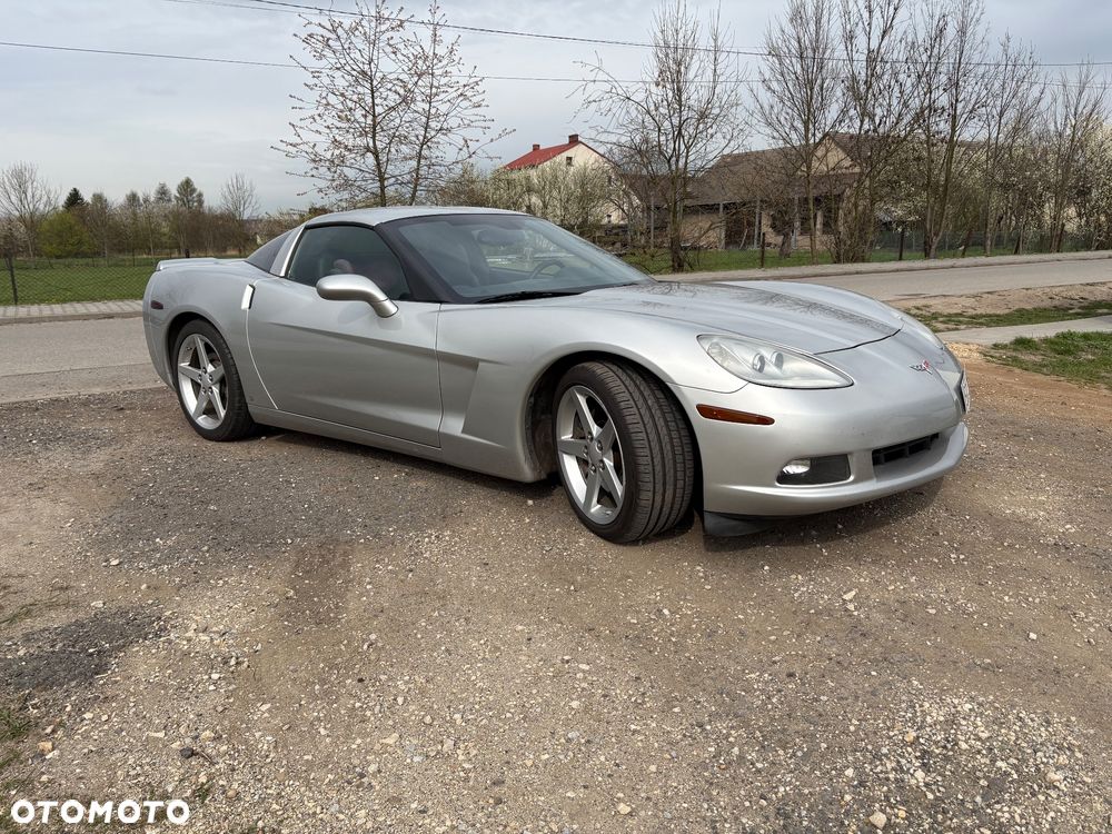 Chevrolet Corvette - 35