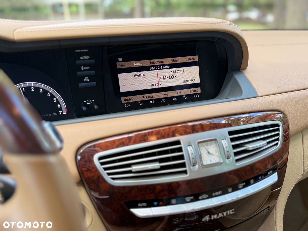 Mercedes-Benz CL 500 4-Matic BlueEff - 26