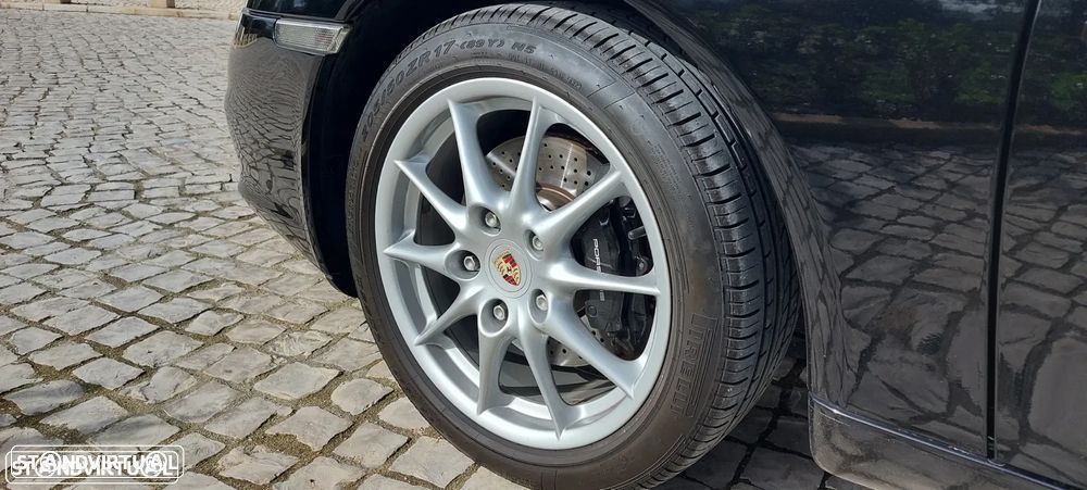 Porsche 911 (996) Carrera - 19