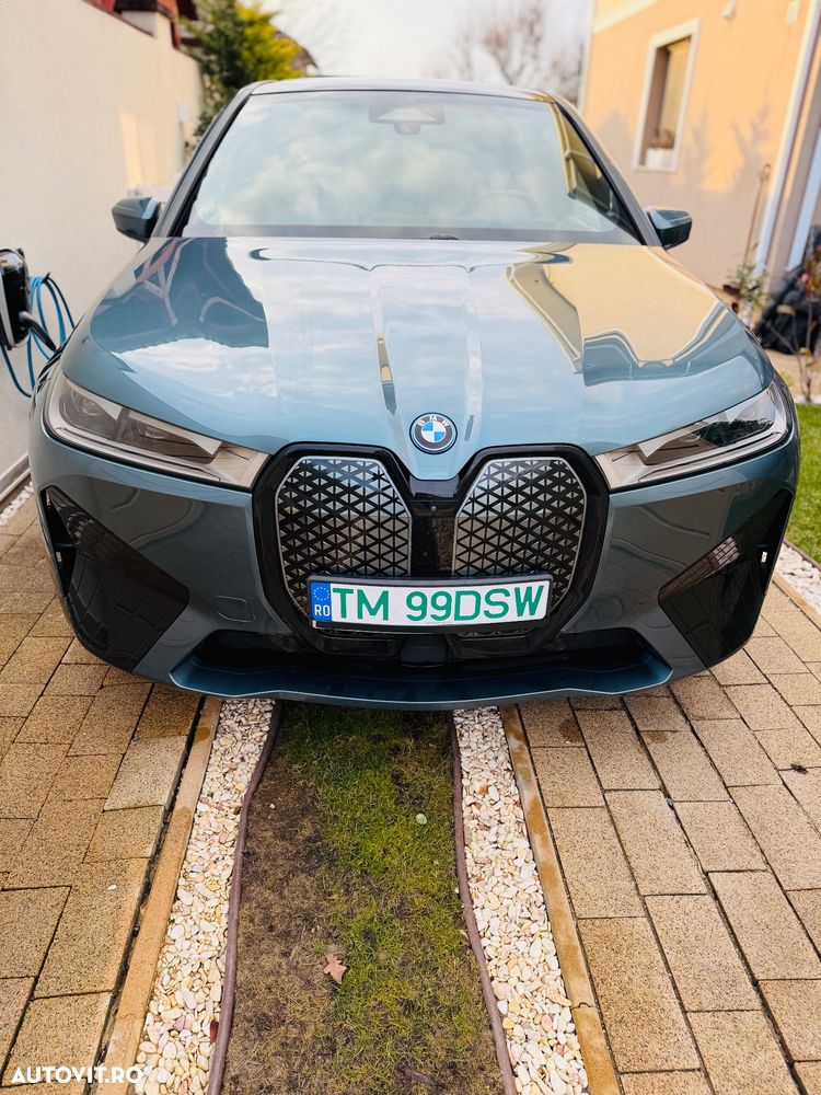 BMW iX 2022 — imagine 16