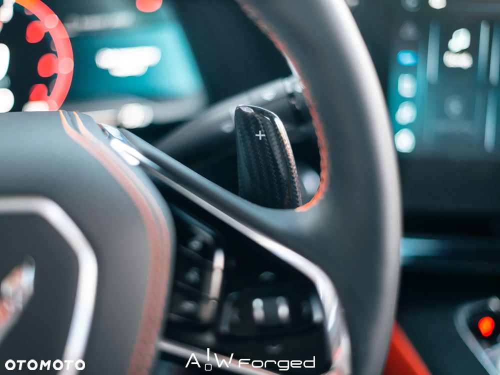 Chevrolet Corvette - 25