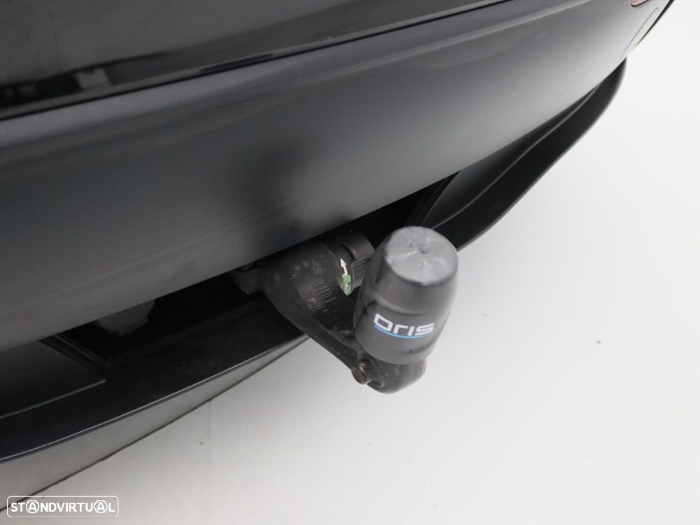 Tesla Model Y RWD - 14