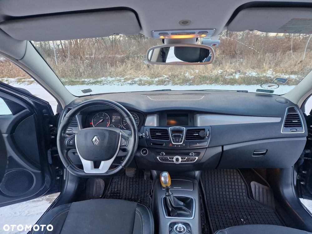 Renault Laguna dCi 150 FAP Bose - 11