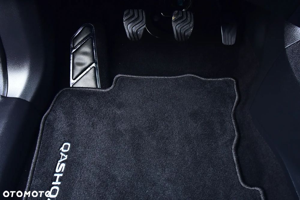 Nissan Qashqai 1.3 DIG-T MHEV N-Design - 24