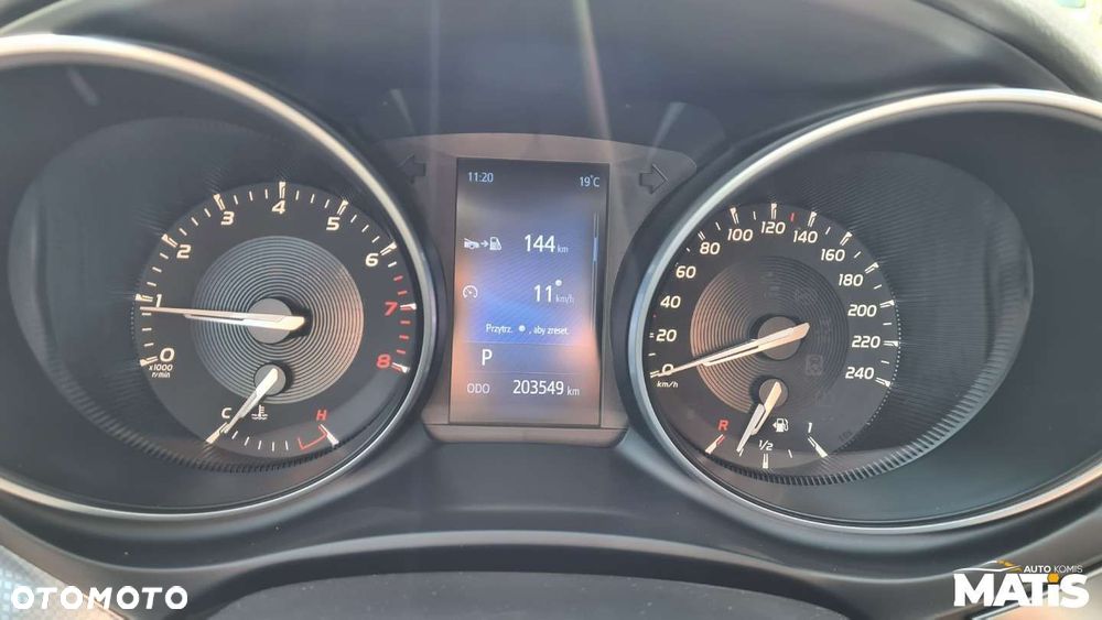Toyota Avensis - 13