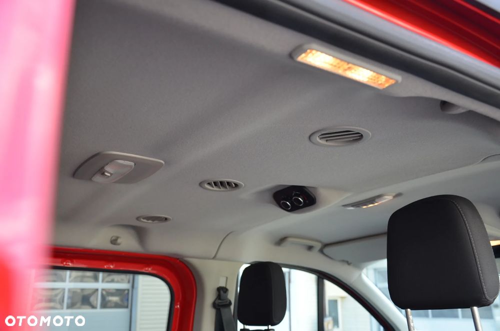 Ford Transit Custom Kombi 320 L2H1 Trend - 32