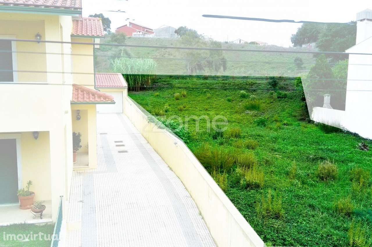 Oportunidade Única para Construção em Localização Estratégica - Grande imagem: 5/19