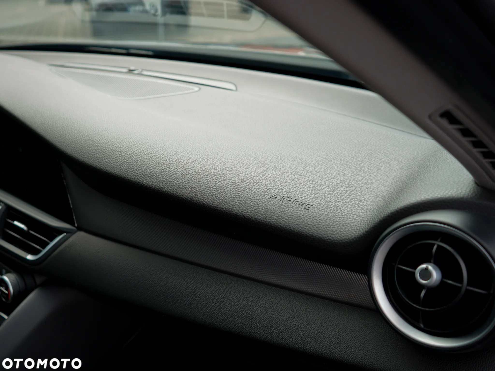 Alfa Romeo Giulia 2.0 Turbo Veloce Q4 - 24