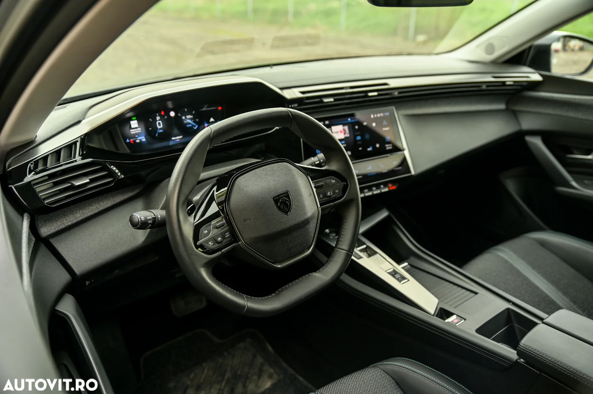 Peugeot 308 1.2 L PureTech Turbo S&S EAT8 Allure Pack - 16