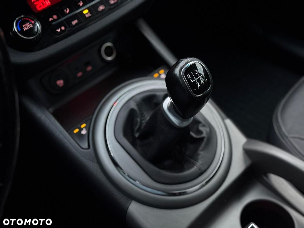 Kia Sportage - 12
