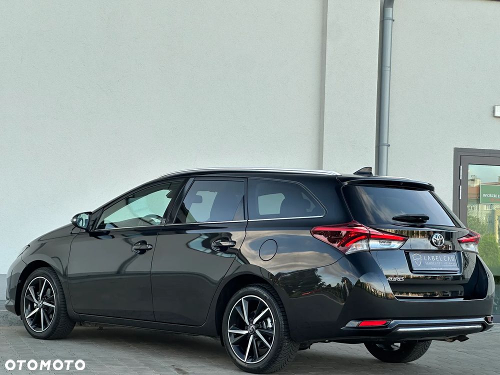 Toyota Auris 1.2 Turbo Touring Sports Team Deutschland - 16