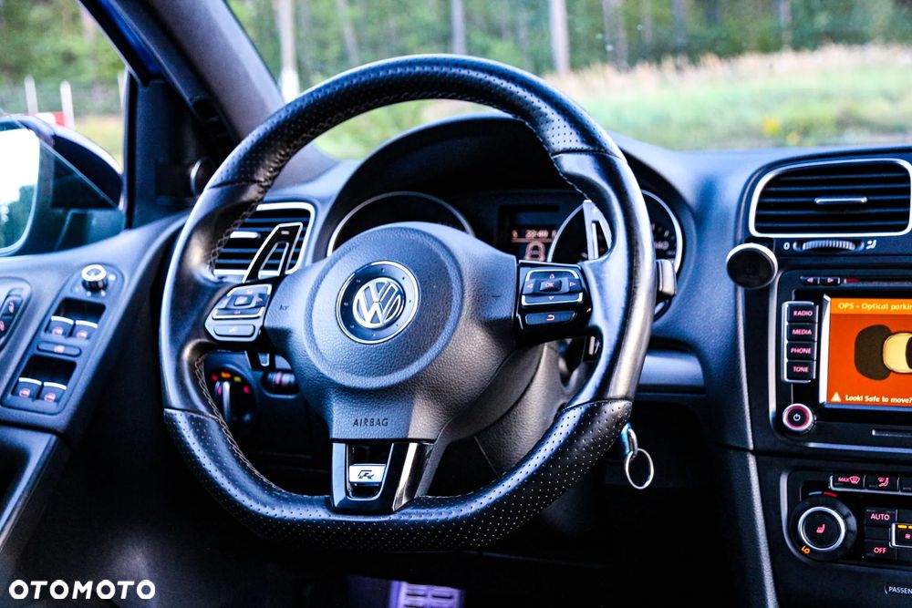 Volkswagen Golf - 30