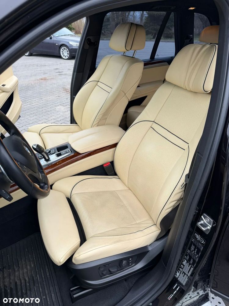 BMW X5 3.5i xDrive - 10