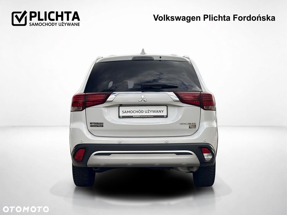Mitsubishi Outlander 2.0 Intense + 4WD CVT - 5