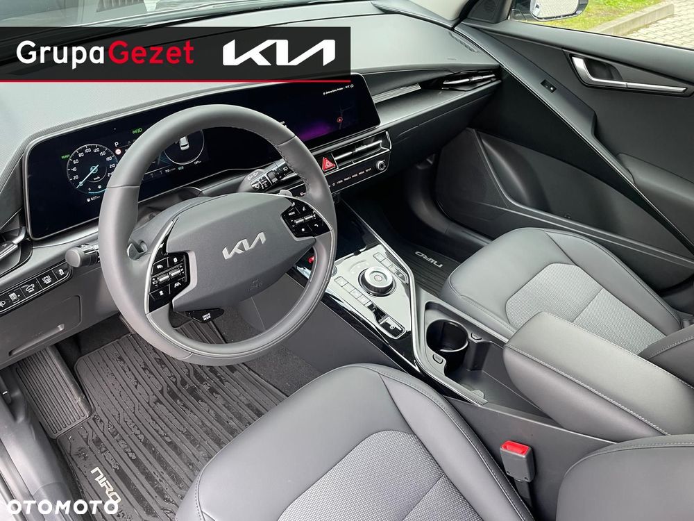 Kia Niro - 12