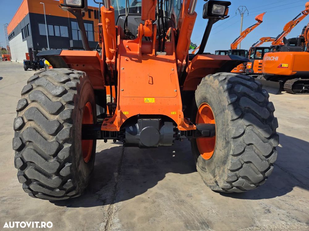 Hitachi ZW150-6, 2018, 5.304h, 21.348km, cupa 2,5mc, Masa 14 tone, cupla rapida, anv Michelin 80% ok, cantar, camera spate masalier, FULL OPTION, filtru suplimentar, Aer cond, rulat in Germania, posibilitate leasing, STARE FOARTE BUNA-PROMOTIE 69.900 EUR+Tva - 14