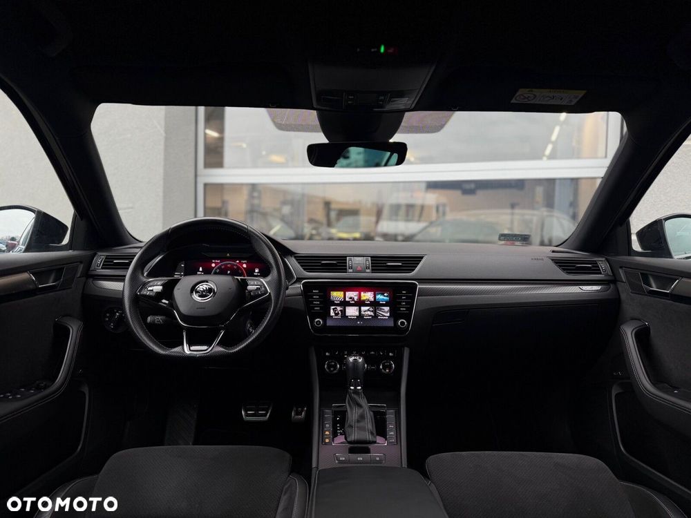 Skoda Superb 2.0 TDI SCR 4x4 Sportline DSG - 14