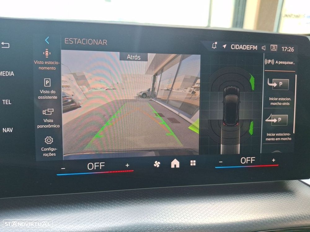 BMW 225xe Active Tourer e xDrive Pack Desportivo M - 12