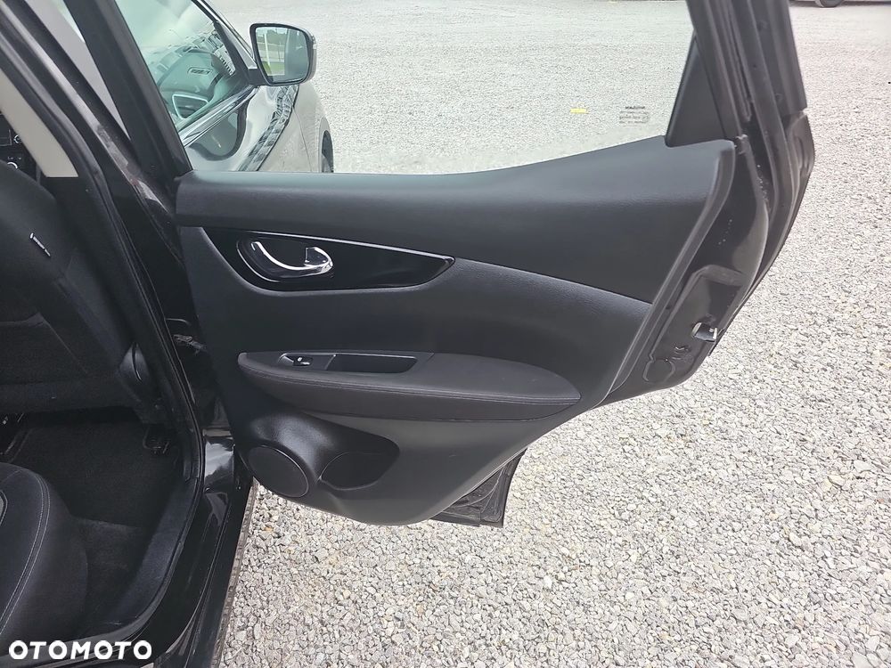 Nissan Qashqai 1.3 DIG-T N-Style DCT - 24
