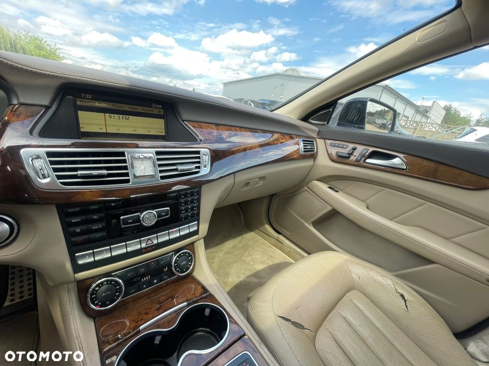Mercedes-Benz CLS - 10