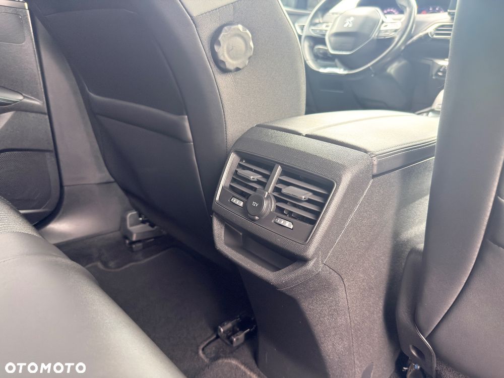 Peugeot 3008 1.5 BlueHDi GT S&S EAT8 - 21