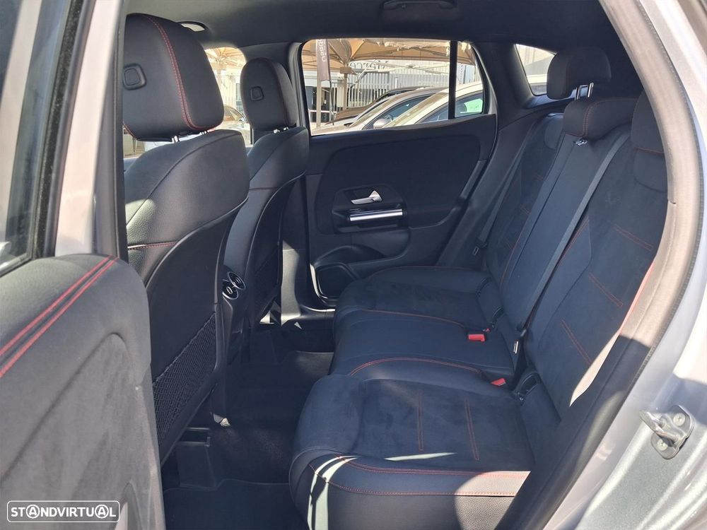 Mercedes-Benz GLA 250 e AMG Line - 13