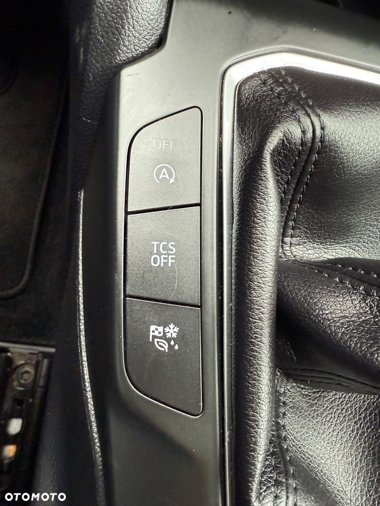 Ford Focus Turnier 1.5 EcoBlue Start-Stopp-System TITANIUM - 29
