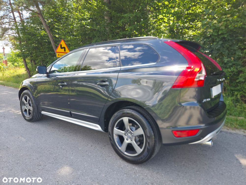 Volvo XC 60 D3 R-Design - 8
