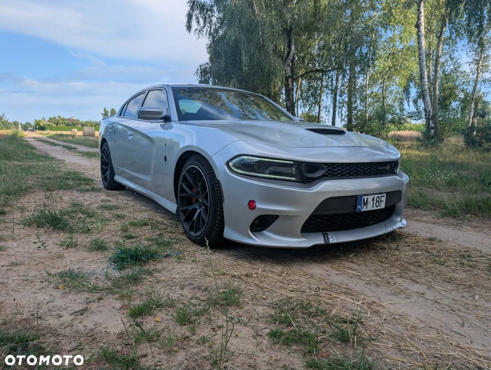 Dodge Charger 6.4 Scat Pack - 10
