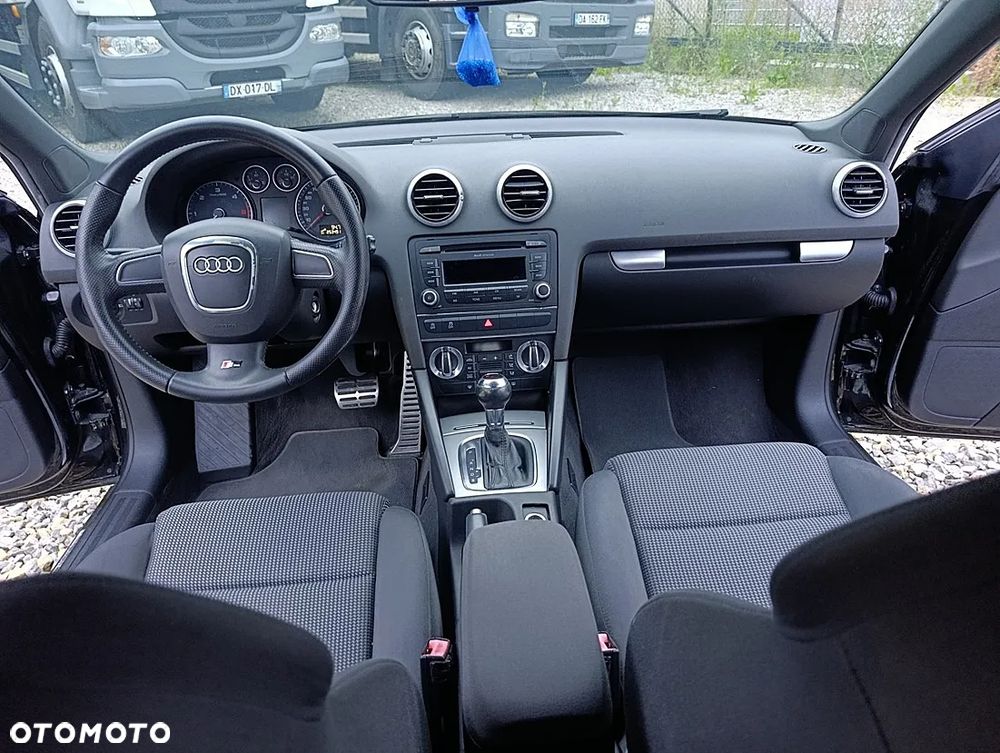 Audi A3 Sportback 1.6 TDI DPF Attraction S tronic - 14