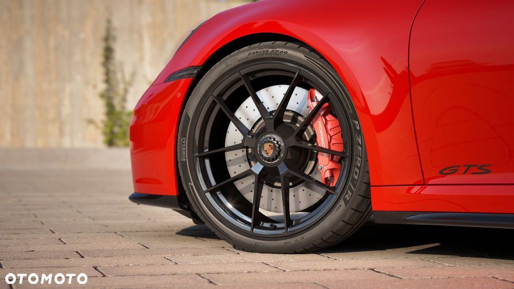 Porsche 911 Carrera T-Hybrid 4 GTS - 7