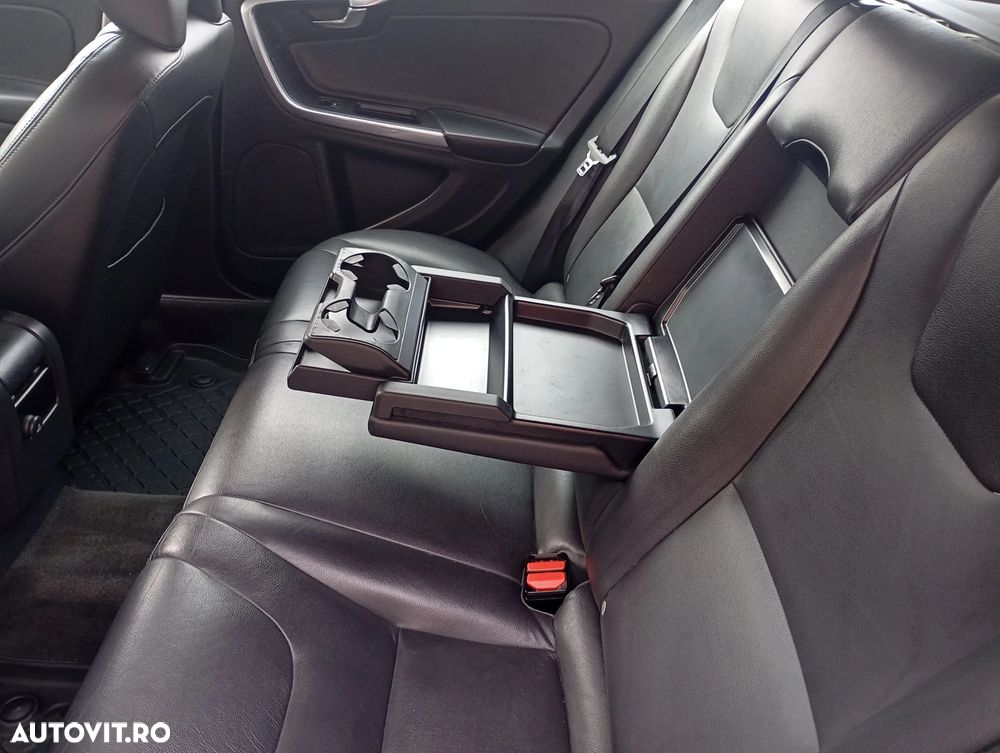 Volvo V60 - 17