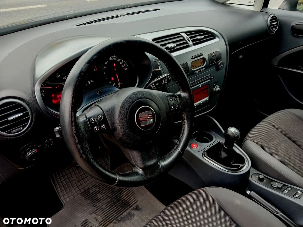 Seat Leon 1.6 Style - 12