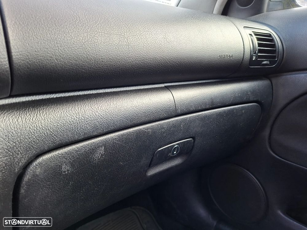 VW Passat Variant 1.9 TDi Comfortline - 15