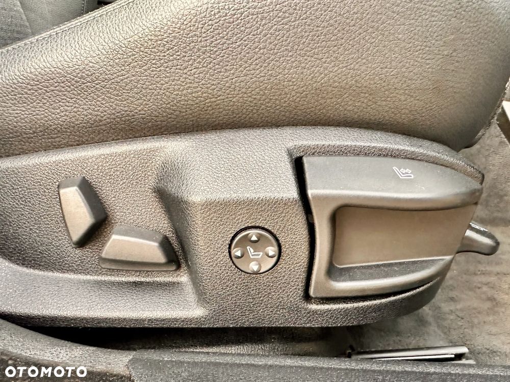 BMW Seria 5 - 26