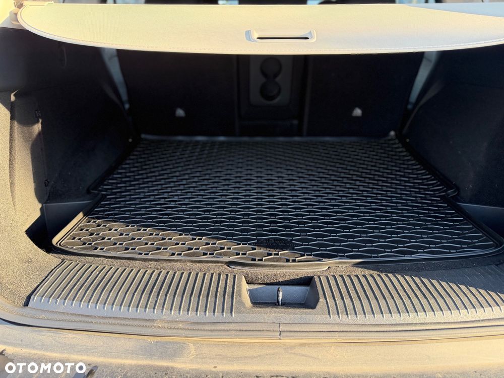 Nissan X-Trail 1.5 VC-T e-POWER N-Trek e-4ORCE - 20