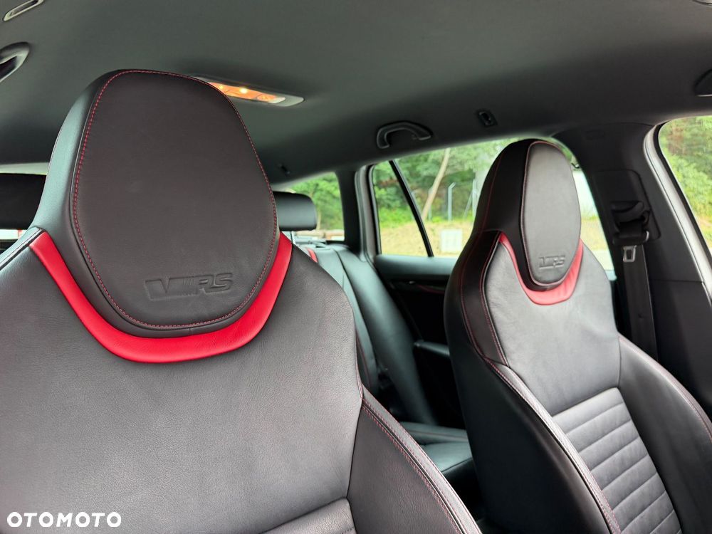 Skoda Octavia 2.0 TDI DSG RS - 21
