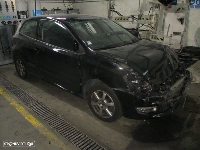 Carro MOT: CAYB CXVEL: MLM VW POLO 2011 1.6 TDI 90CV 3P PRETO DIESEL - 4