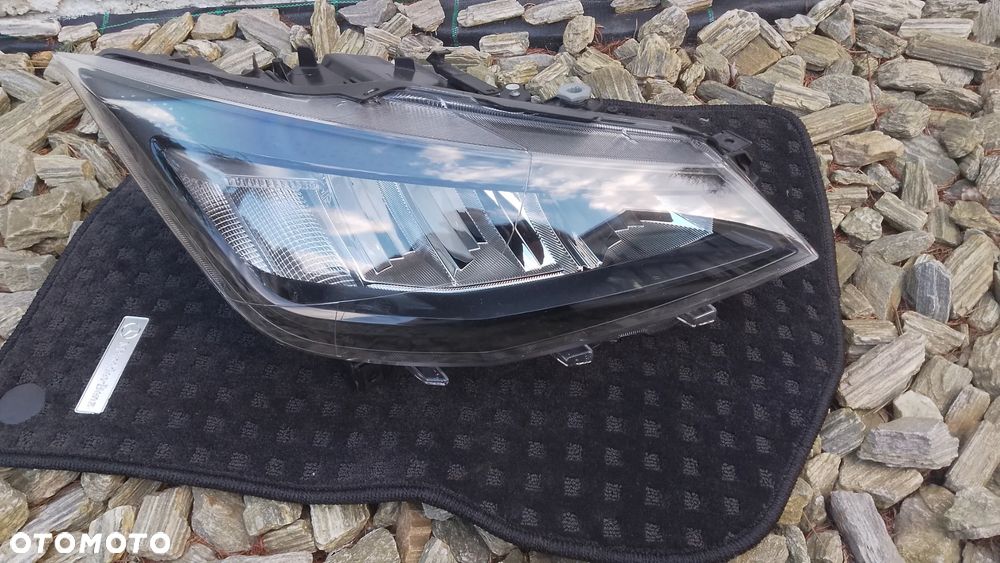 SEAT IBIZA V ARONA LIFT LAMPA PRAWY PRZÓD FULL LED 6F1941006F EUROPA - 1
