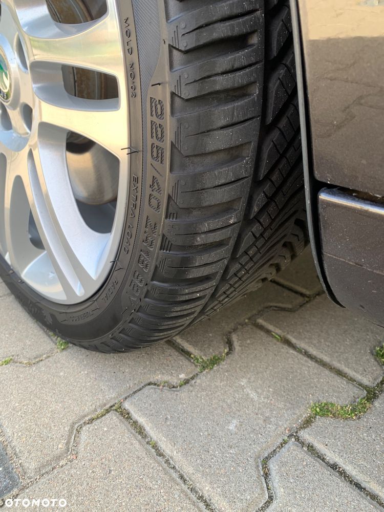 Skoda Superb 2.0 TSI Platinum DSG - 9