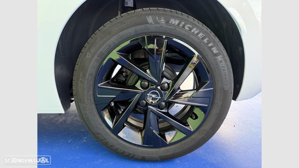 Opel Corsa 1.2 T GS - 16